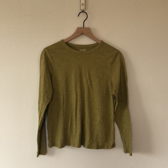 Old Navy EveryWear Long Sleeve T-Shirt - Picture 3 of 7